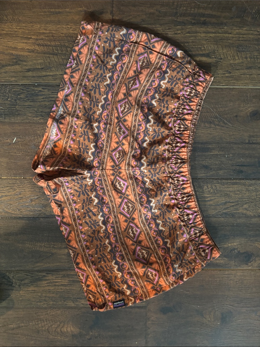Patagonia Womens Size L Mangrove Tiki Henna Brown Barely Baggie Shorts New